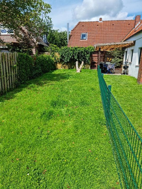 Kleiner Hookie In Hooksiel Mit Hund Villa Schillig Exteriör bild